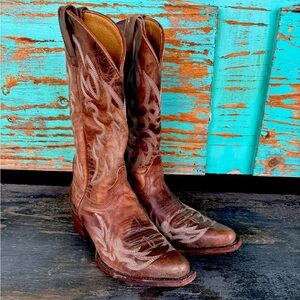 Women’s cowboy boots